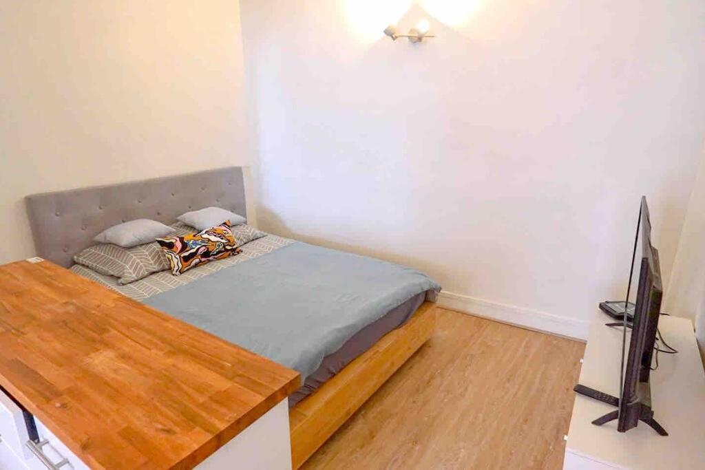 Cozy Studio@place Des Vosges Appartamento *