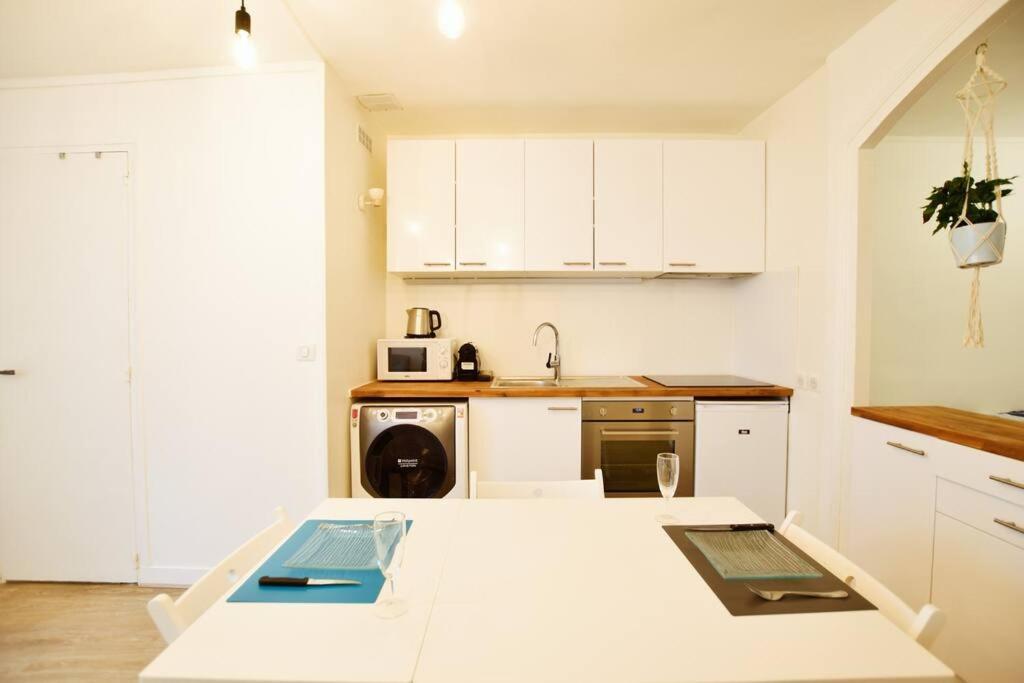 Cozy Studio@place Des Vosges Appartamento Parigi