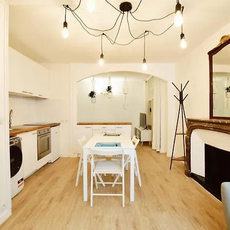 Apartment Cozy Studio@place Des Vosges Paris