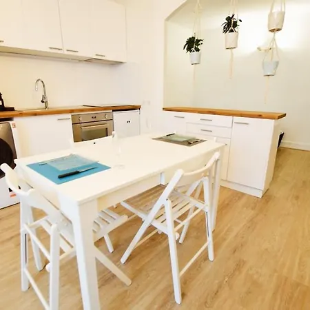 Apartment Cozy Studio@place Des Vosges Paris